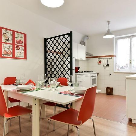 Red & White Vatican Apartment Roma Ngoại thất bức ảnh