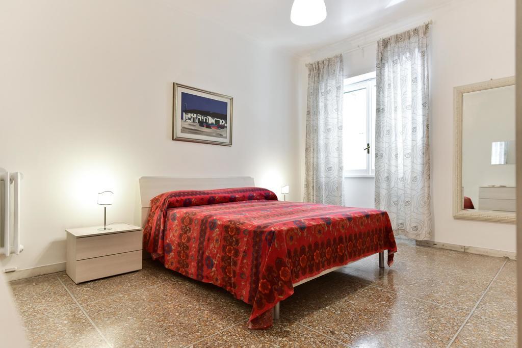 Red & White Vatican Apartment Roma Ngoại thất bức ảnh