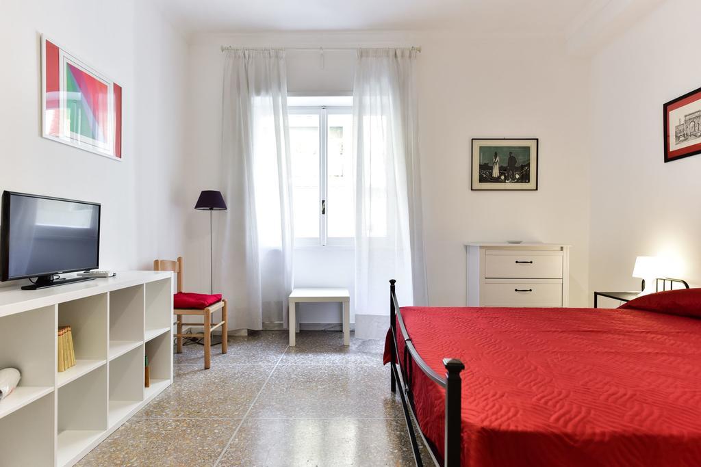 Red & White Vatican Apartment Roma Ngoại thất bức ảnh