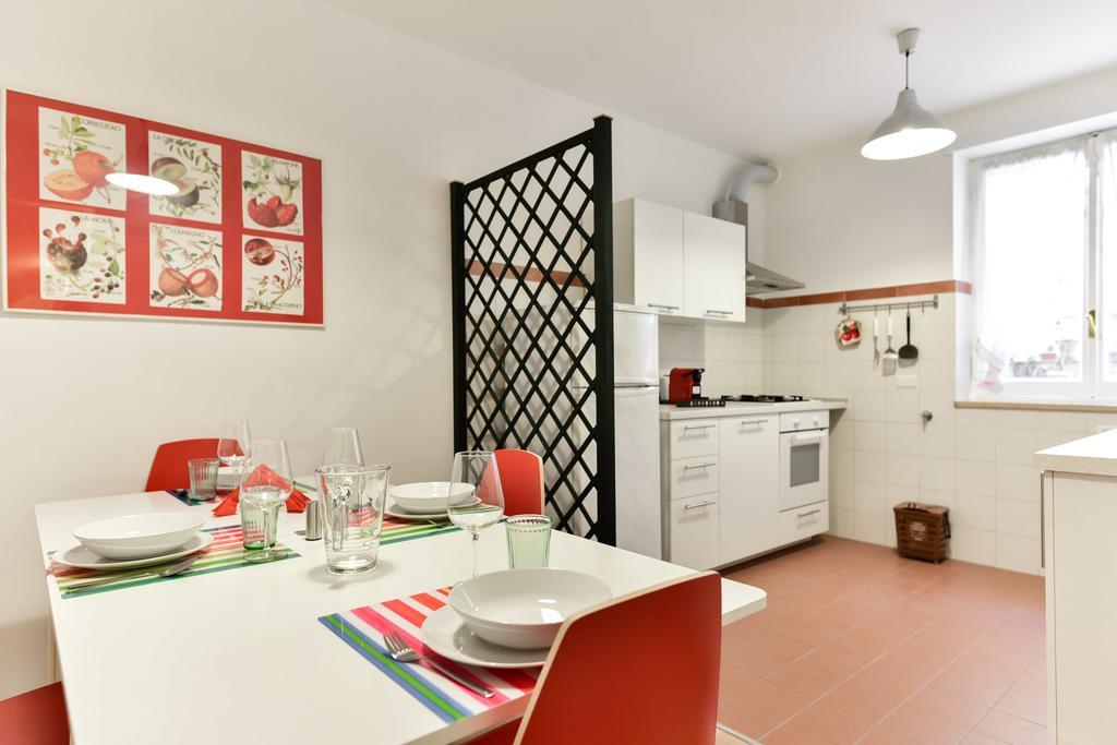Red & White Vatican Apartment Roma Ngoại thất bức ảnh