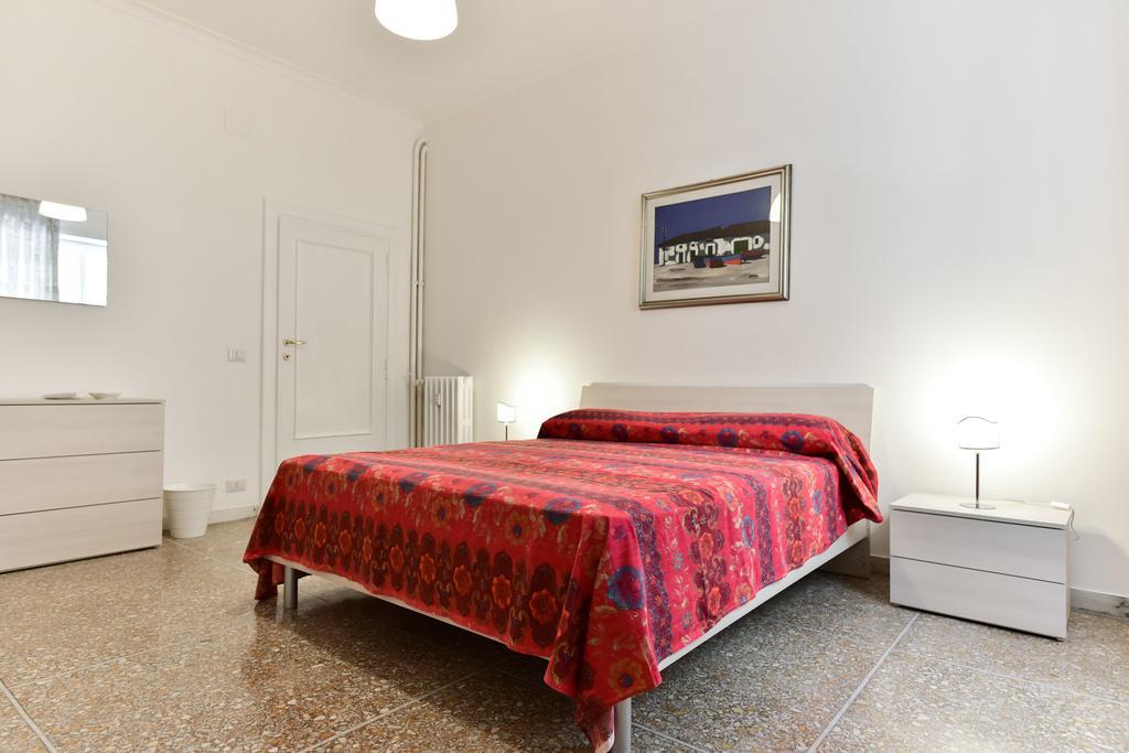 Red & White Vatican Apartment Roma Ngoại thất bức ảnh