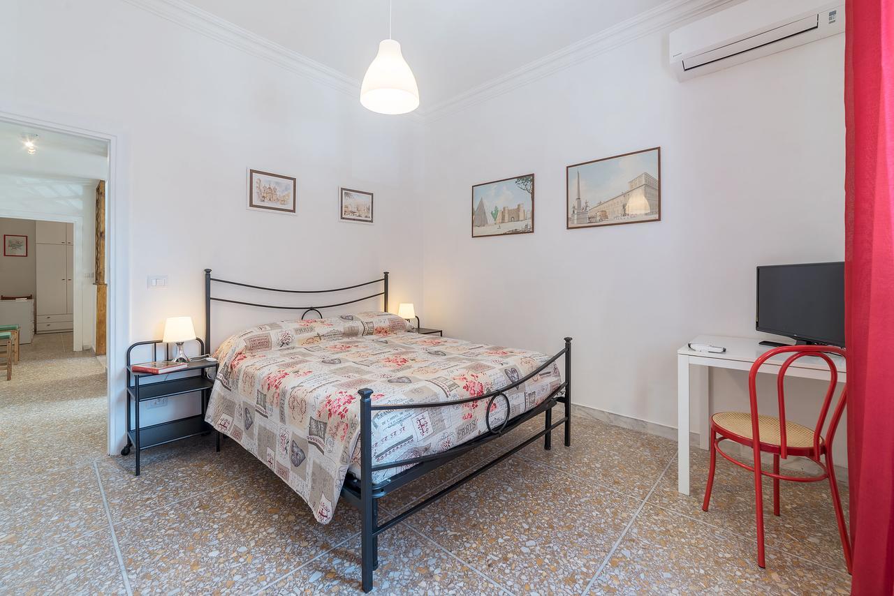 Red & White Vatican Apartment Roma Ngoại thất bức ảnh