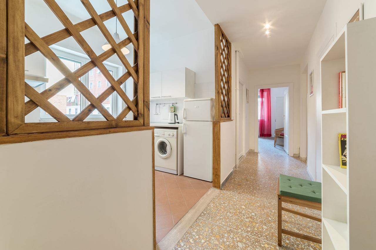 Red & White Vatican Apartment Roma Ngoại thất bức ảnh